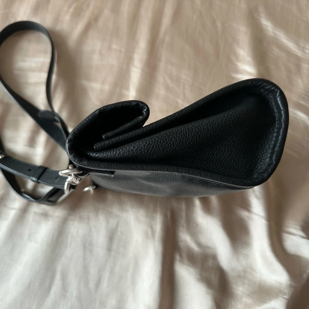 Small Balenciaga fold over crossbody bag 2018 - Picture 2 of 8